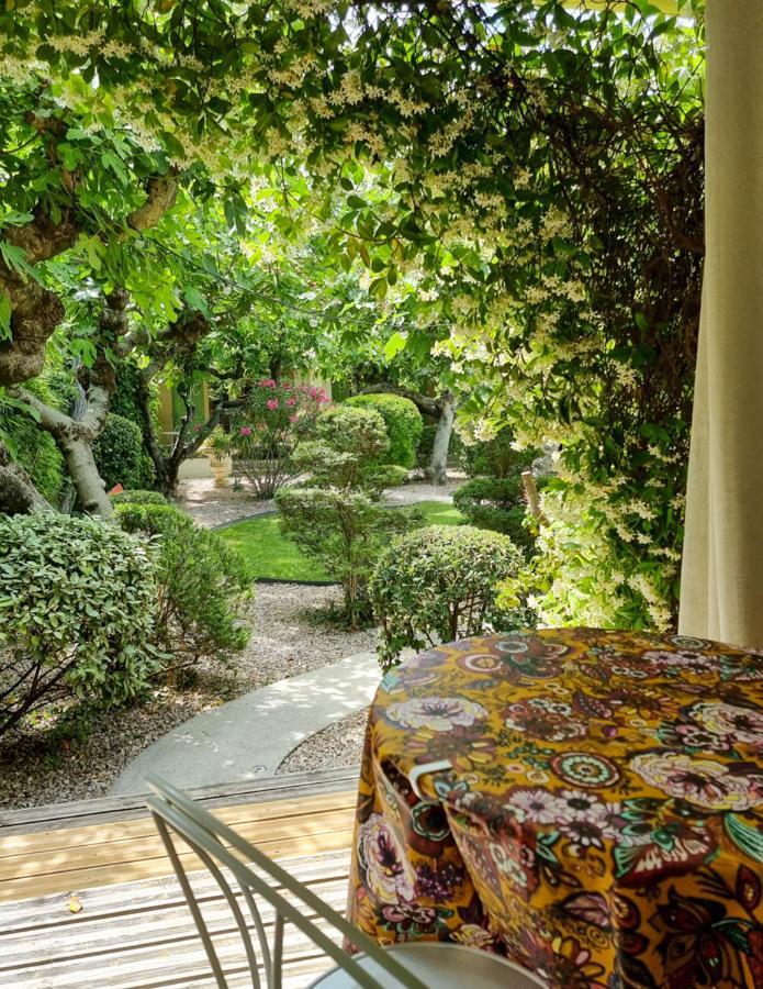Sous Les Figuiers - Piscine, Parking, Centre Hotel