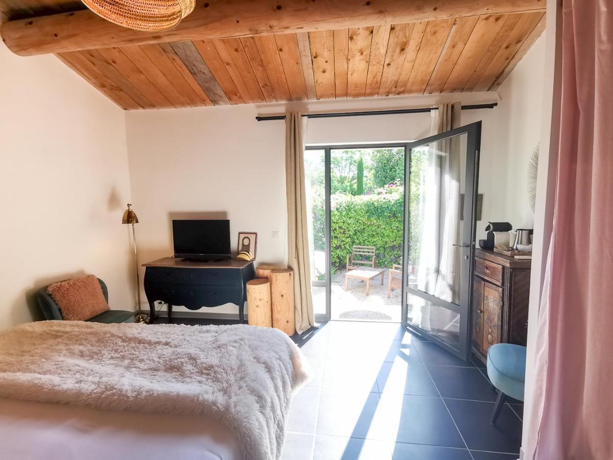 Sous Les Figuiers - Piscine, Parking, Centre Hotel